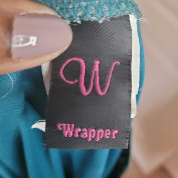 Cato blue, gray, brown skirt.  Lining on inside. Pull on. Floral & le… - Picture 7 of 9